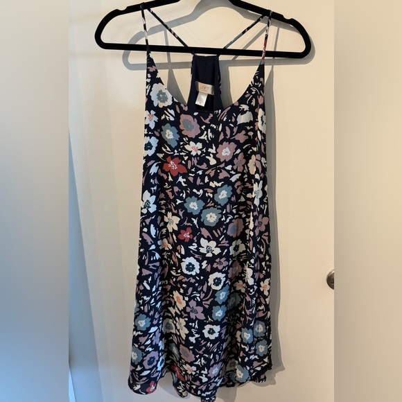 LOFT Dresses & Skirts - LOFT Floral Sleeveless Dress